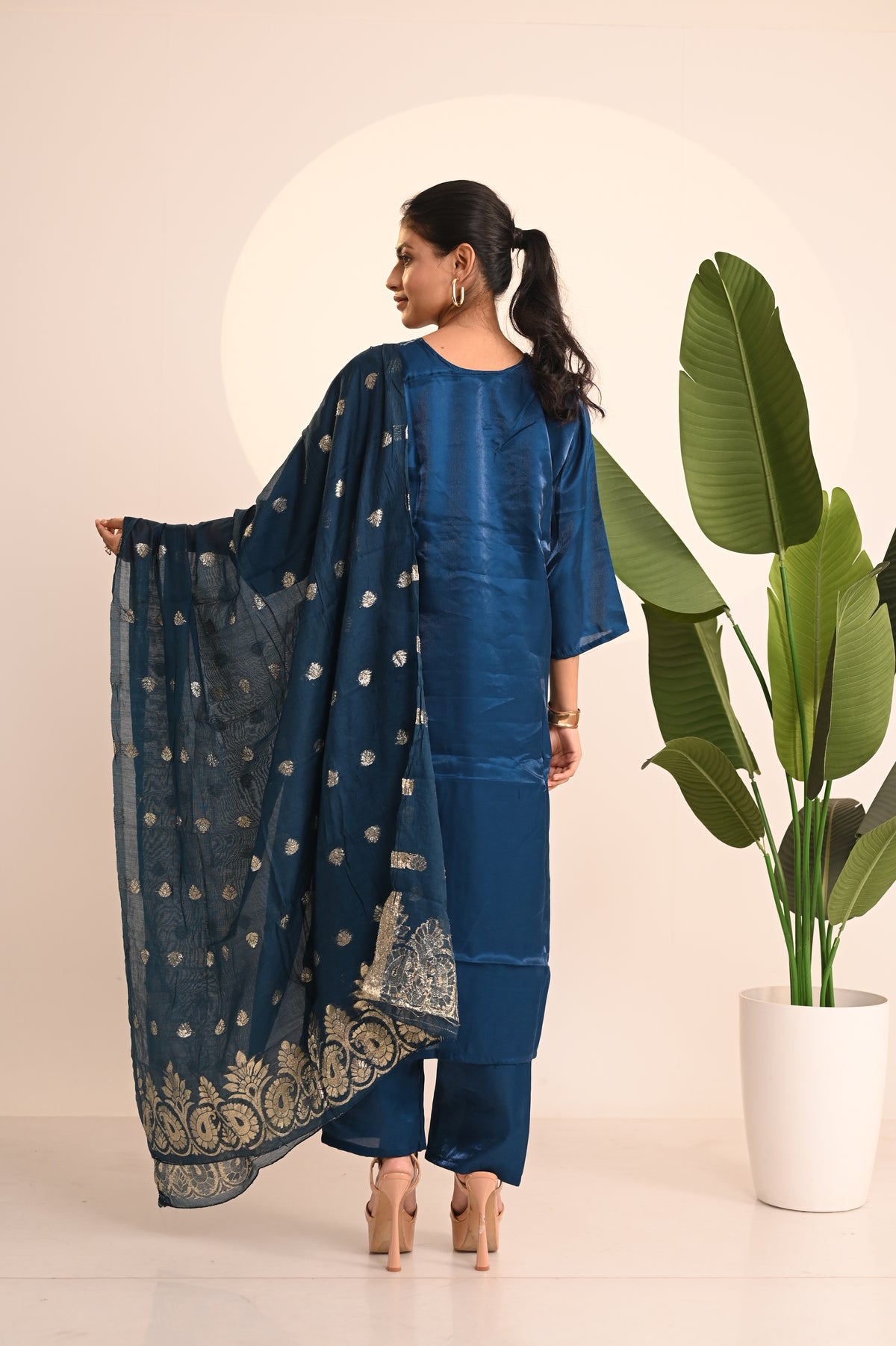 Nevash Glass Hand Work Suit Set