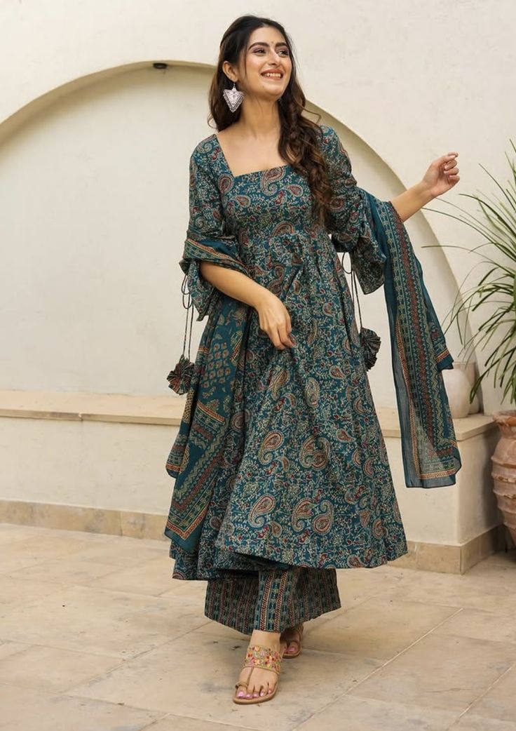 Tradition Kurti