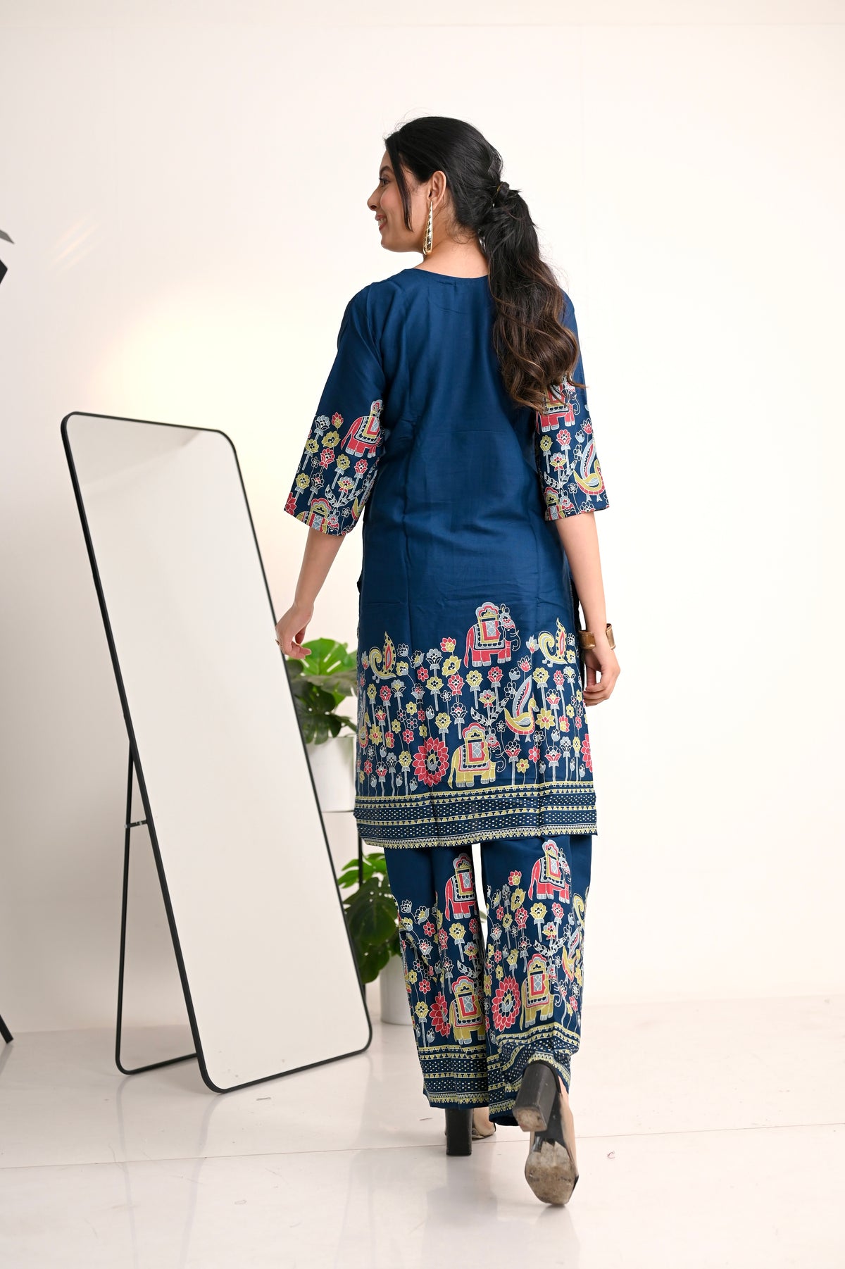 Nevash Heavy Slub Print Khata Suit Set