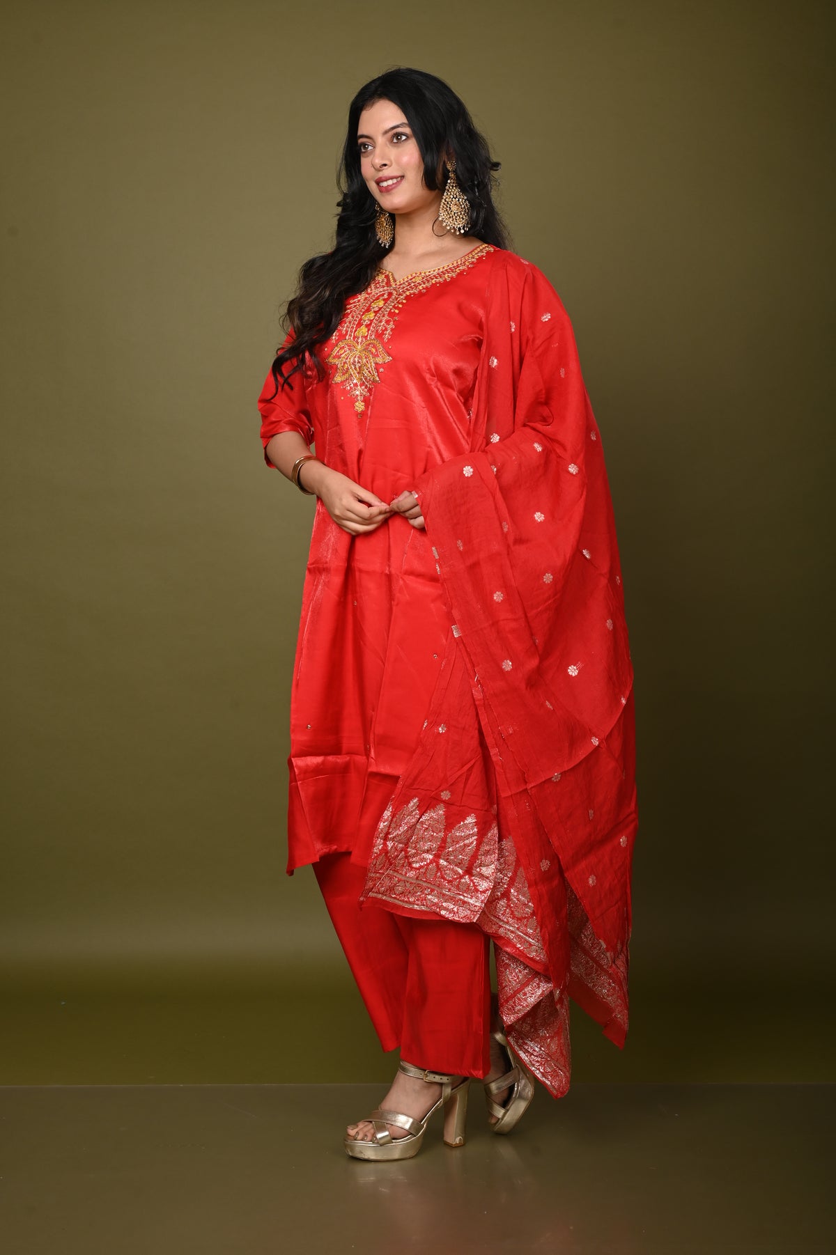 Nevash Glass Roman Divyani Suit Set