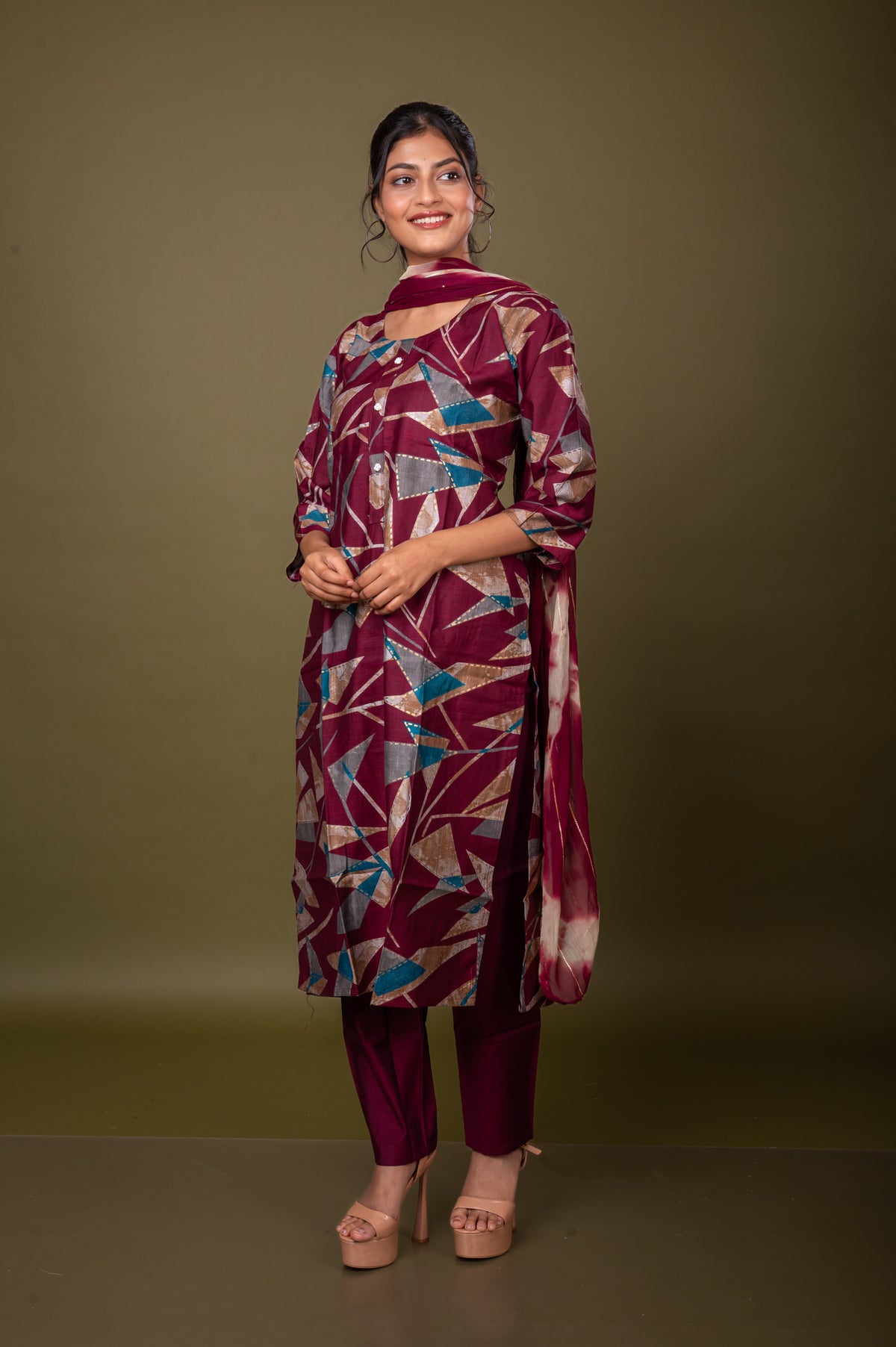 Nevash Vertical Sagun Suit Set