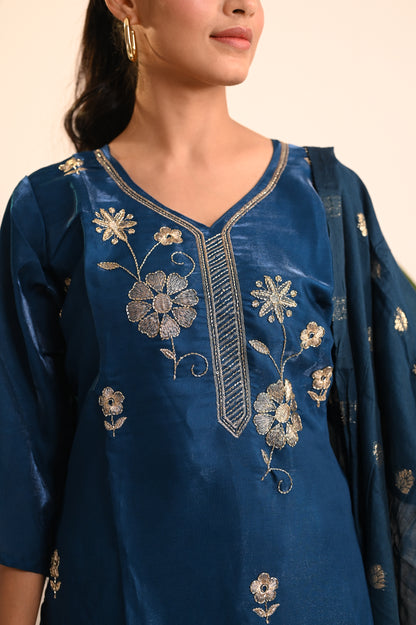 Nevash Glass Hand Work Suit Set