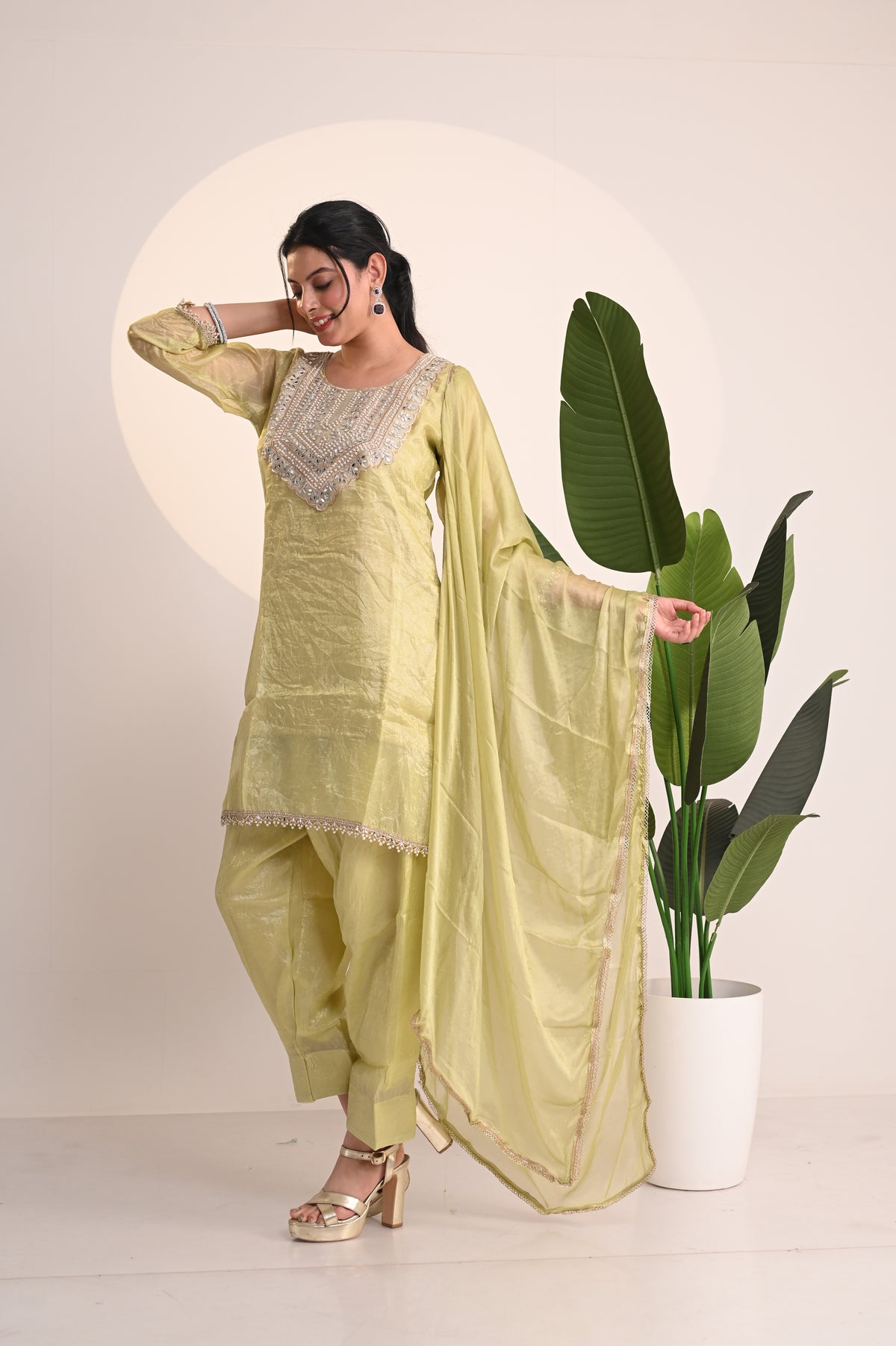 Nevash Crunchy Farsi Salwar Suit Set
