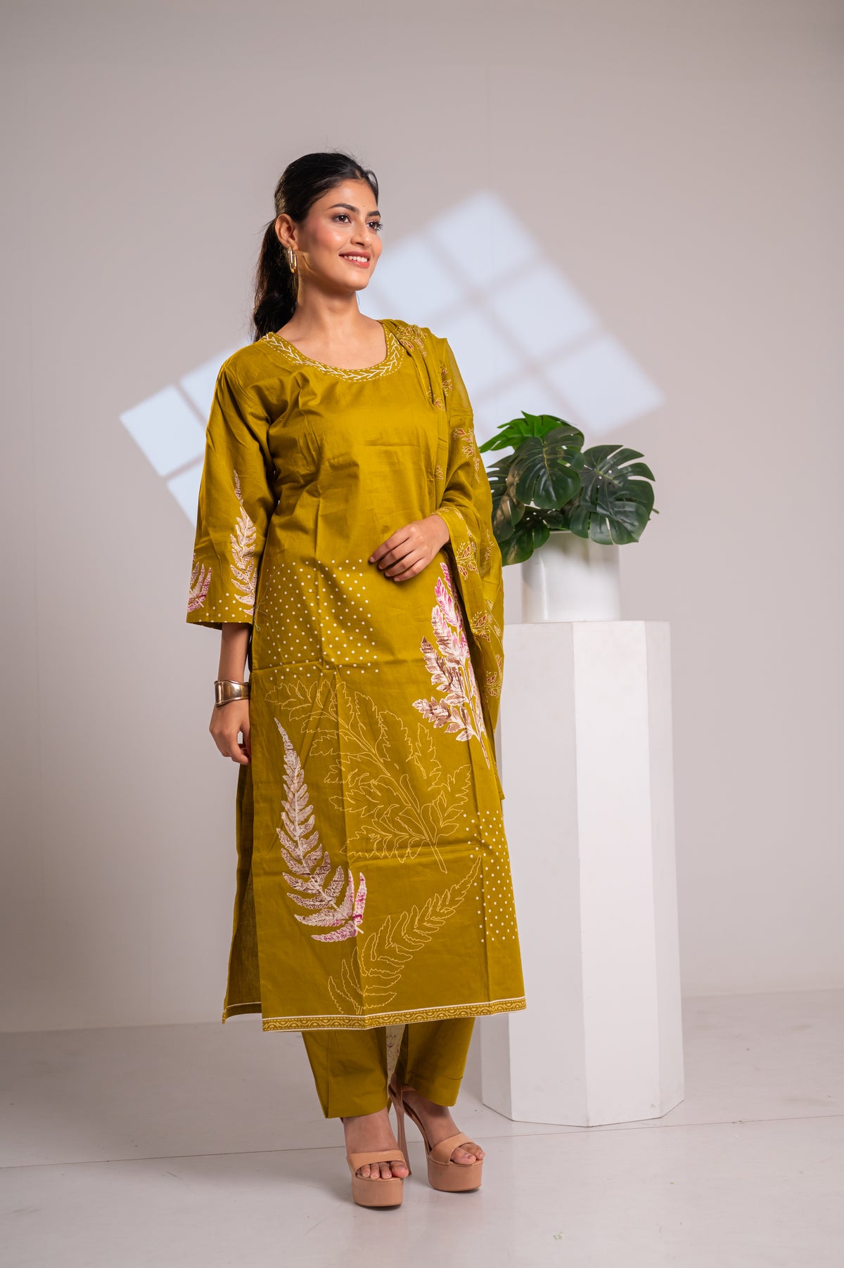 Nevash Dabbu Cotton Suit Set