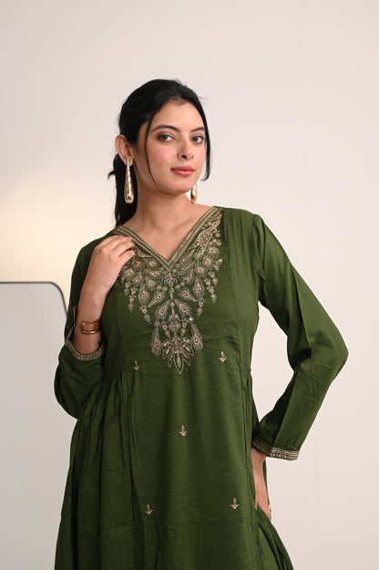 Nevash Chinoon 2-Piece Suit Set