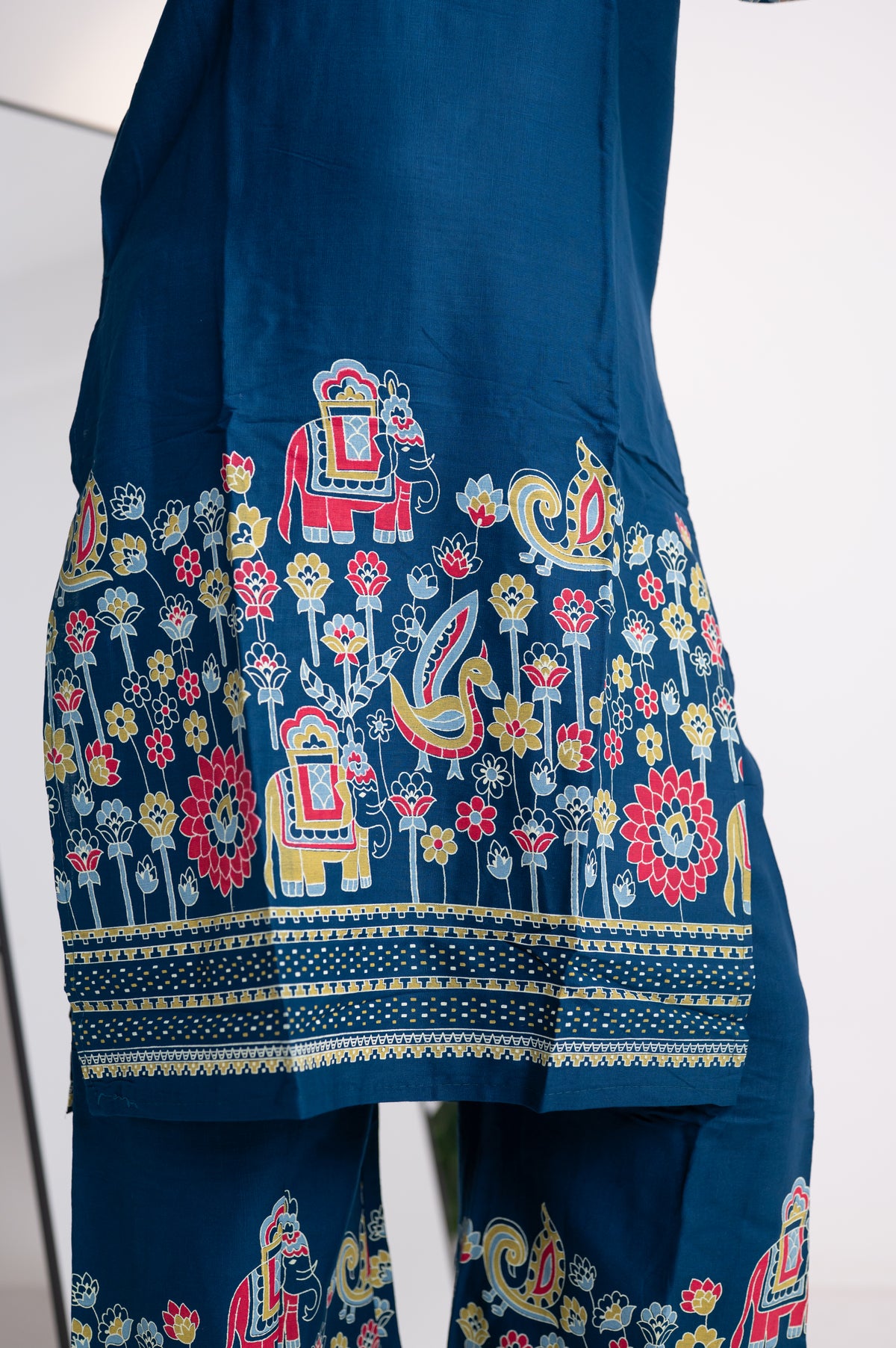 Nevash Heavy Slub Print Khata Suit Set