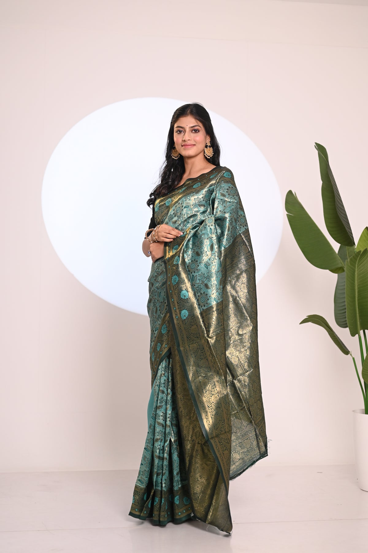 Nevash Dual-Tone Golden Silk Saree
