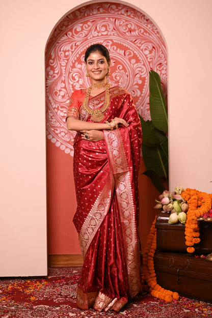 Nevash Dola Silk Gold Zari Butti Saree